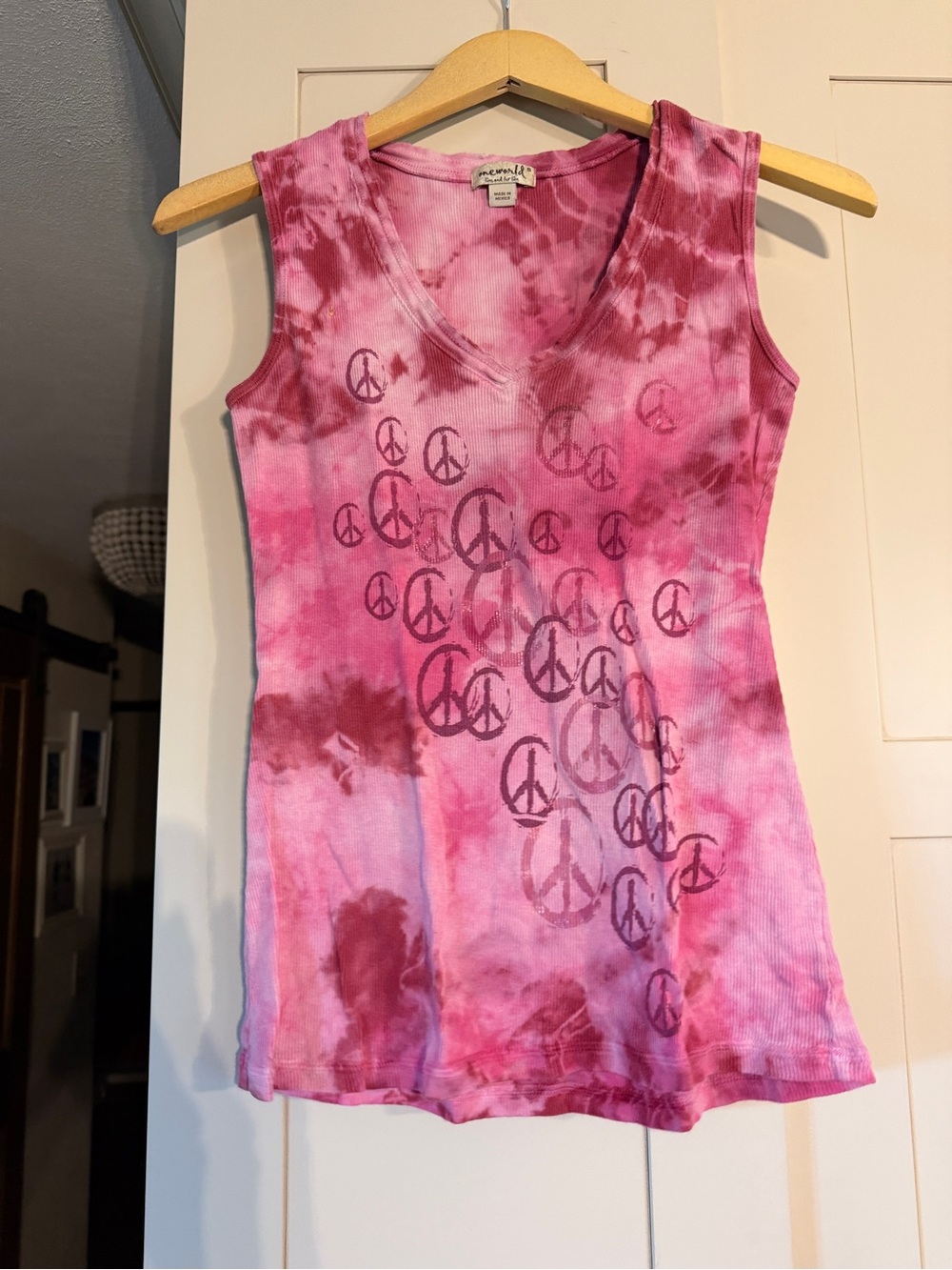 One World size S pink tie dye tank with peace symbols